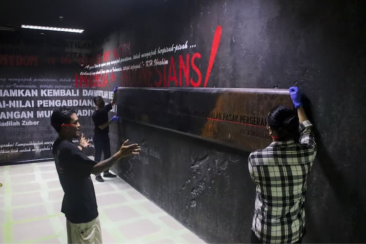 Syncronize Museum Sebelum Launching